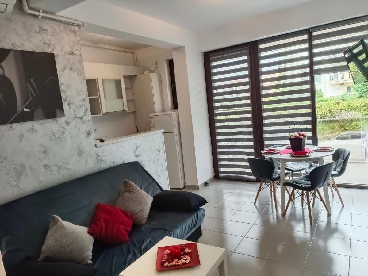 Apartament Ella D25 Mackerel Navodari Luaran gambar